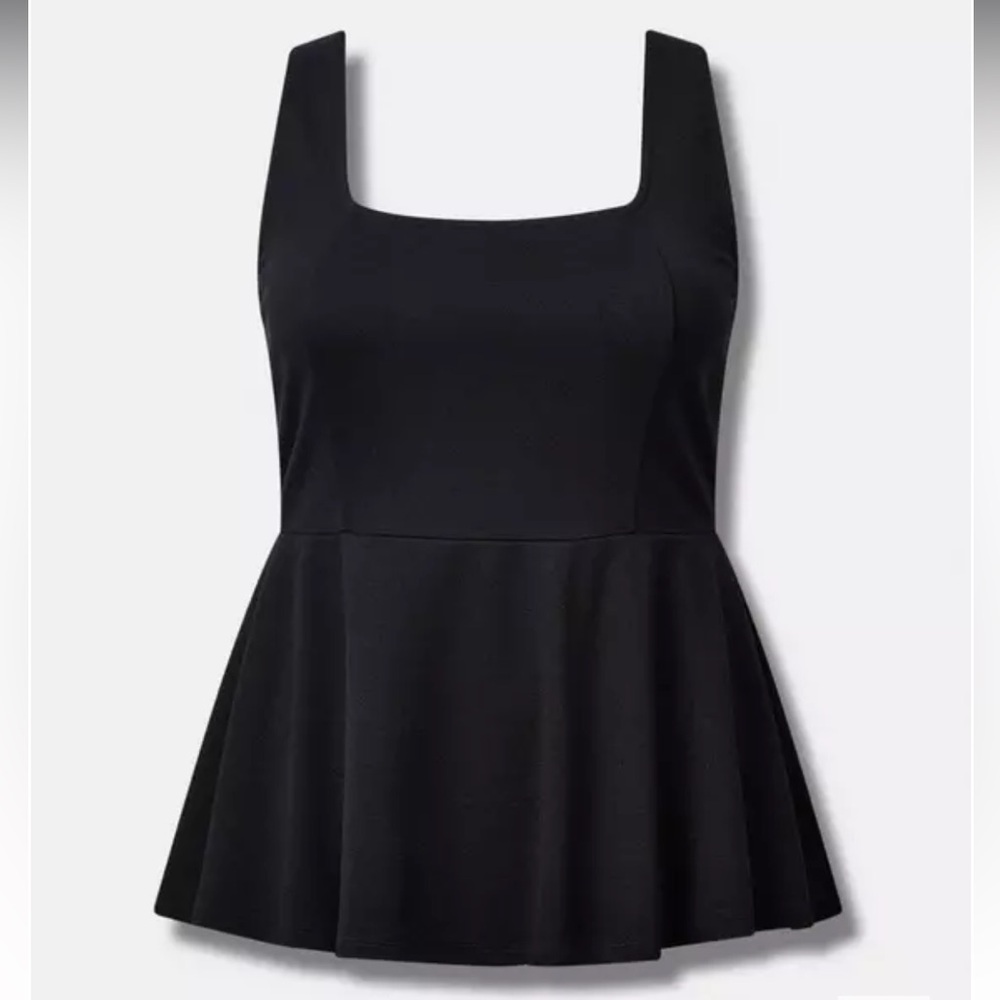 NWT Torrid’s Ponte Square Neck Peplum Top